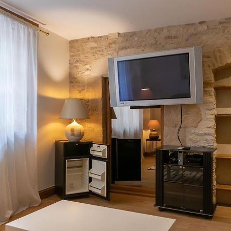 Les Joyaux Tournusiens Apartment Екстериор снимка